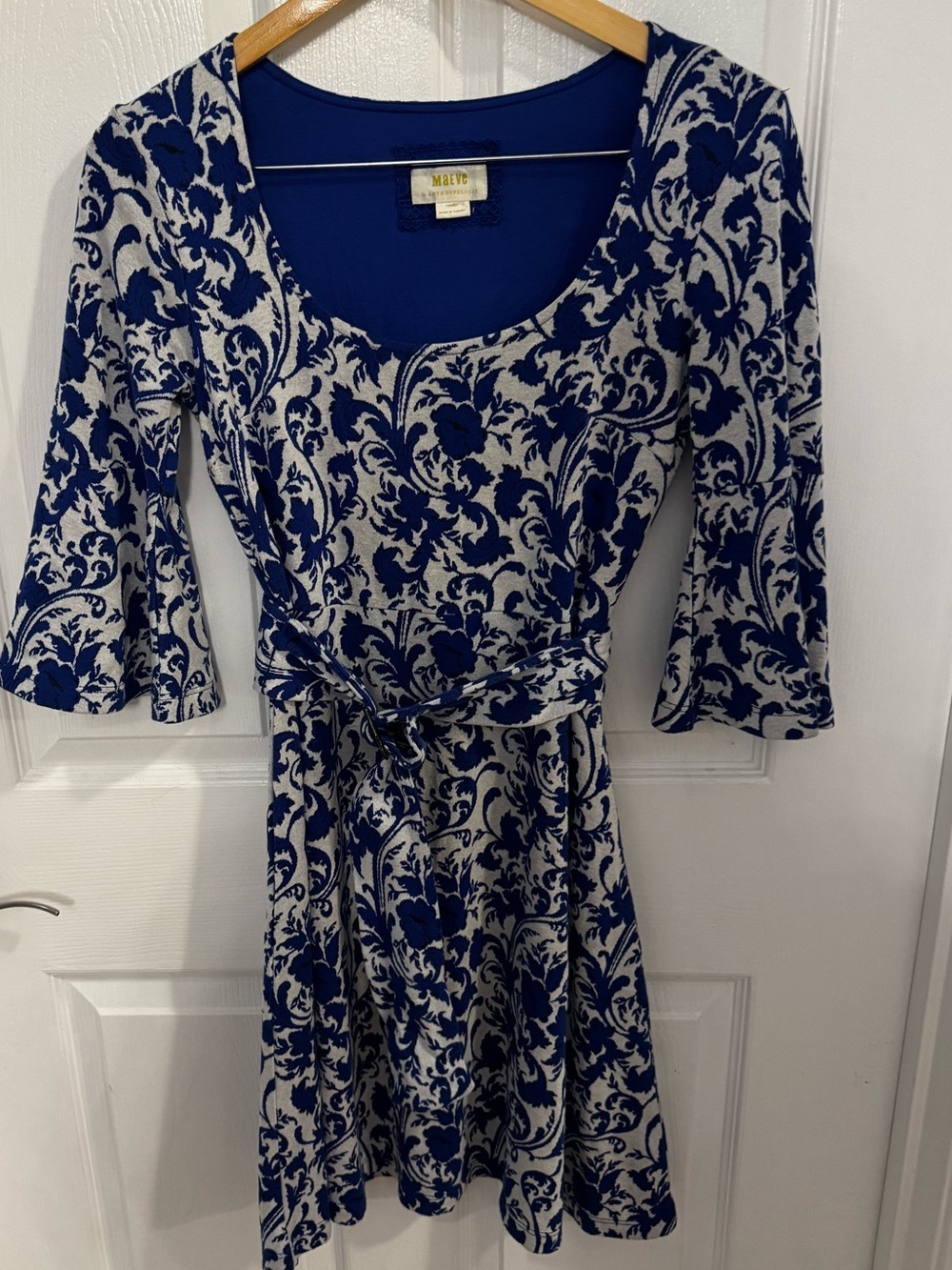 Maeve Blue and Cream Floral-Print Midi Dress with Waist Tie
